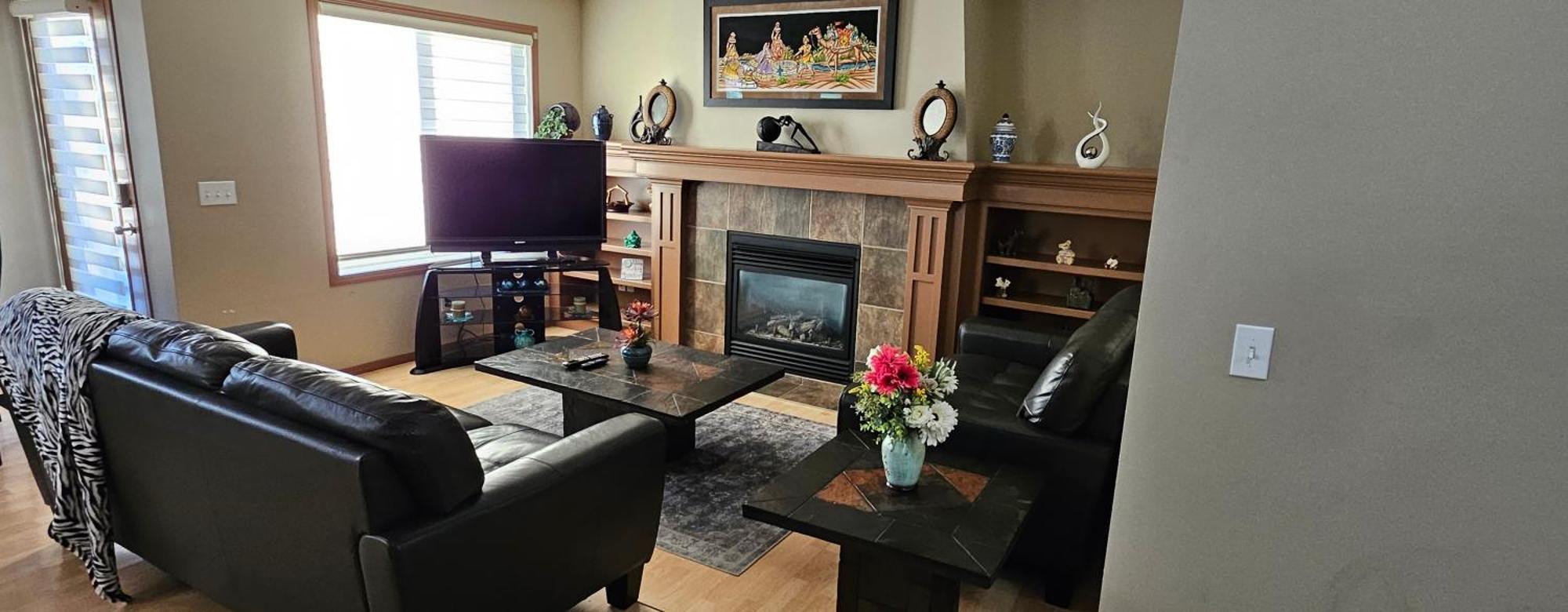 Spacious Comfortable Air-Conditioned. Near Airport! YYC Kültér fotó